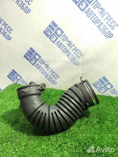 Патрубок воздушного фильтра Mercedes-Benz Sprinter