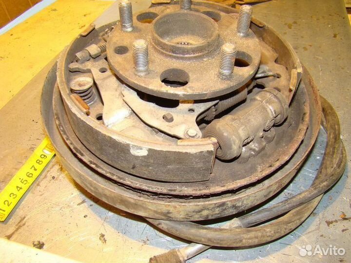 Задние кулаки Toyota rav4 96г