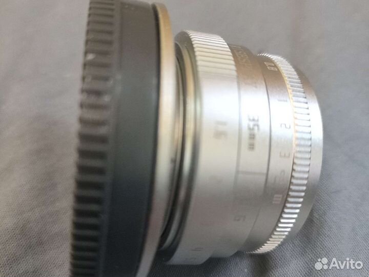 Объектив на sony e