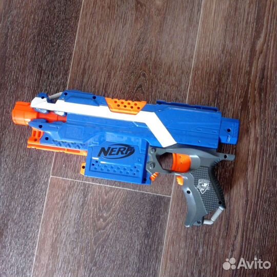 Бластер nerf