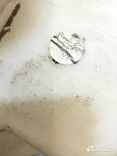 Бачок омывателя Hyundai Sonata 7 LF G4ND 2015