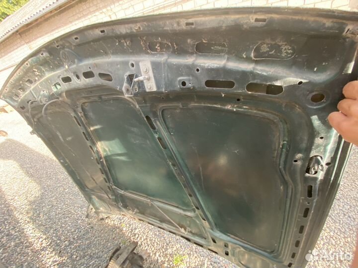 Капот на BMW e34