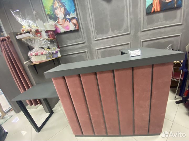 Стойка ресепшен бу