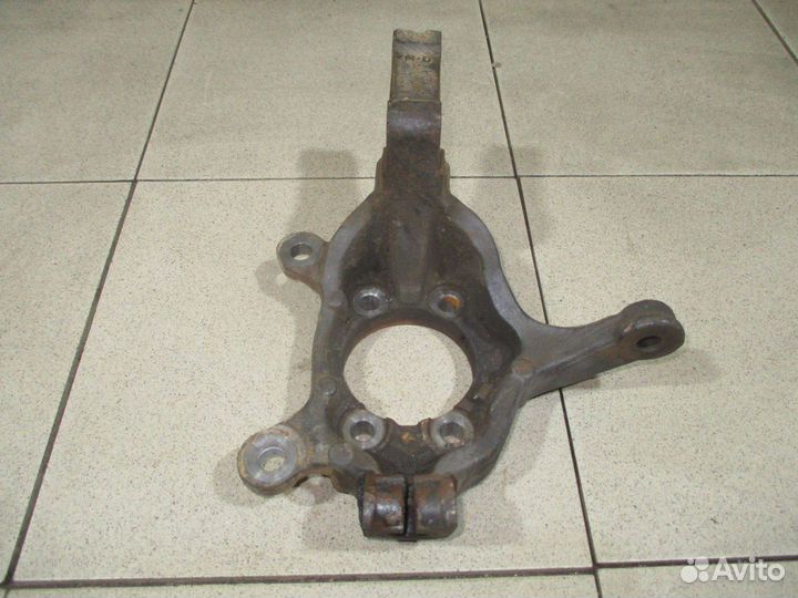 Кулак поворотный передний правый Nissan Juke (F15)