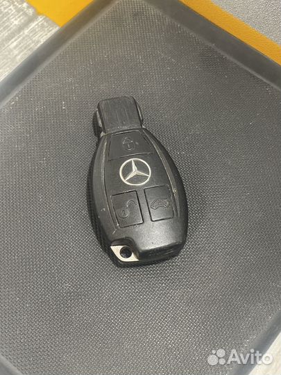 Ключ зажигания Mercedes Vito