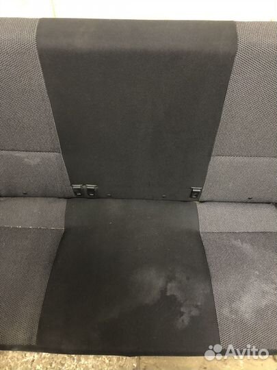 Заднее сиденье LADA Granta