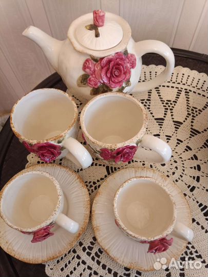 Сервиз чайный с розами