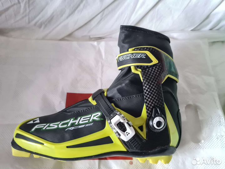 Ботинки лыжные Fischer 43 и 41