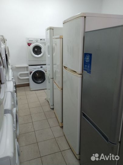 Холодильник бу indesit. гарантия