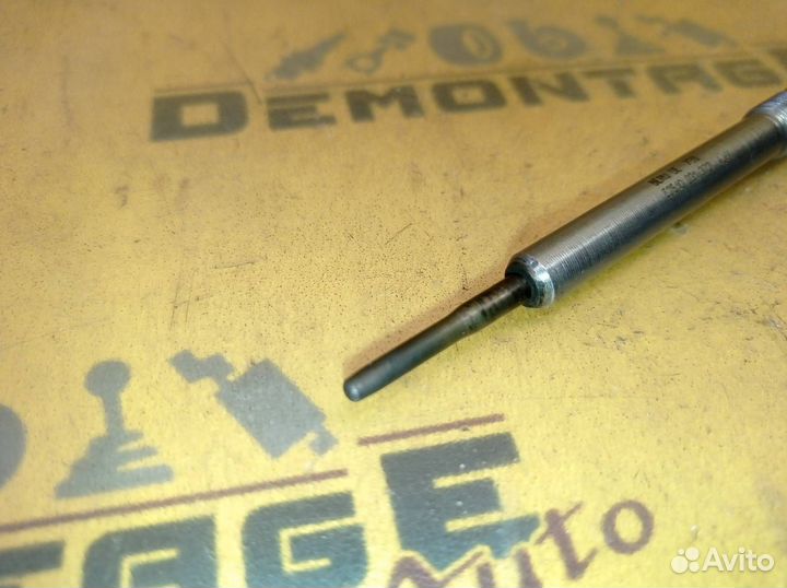 Свеча накаливания 2.0 TDI Volkswagen Passat B7 365