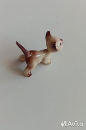 Фарфоровая фигурка кошки Hagen Renaker (США)