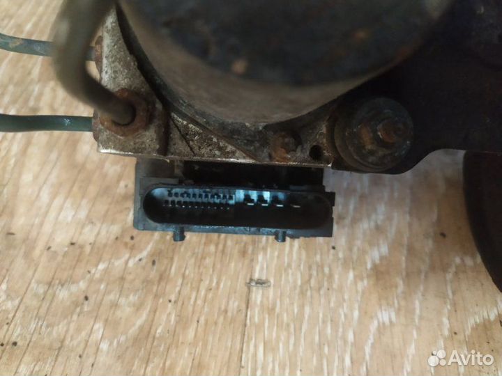 Блок abs Nissan Almera N16 2004