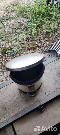 Продам мусорное ведро