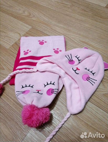 Комплект на девочку Шапка+Шарф