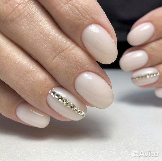 Маникюр, укрепление, гель-лак, педикюр