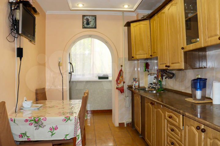 2-к. квартира, 60 м², 2/3 эт.