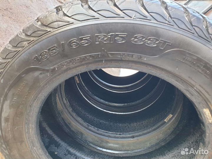 Sava Eskimo Stud 185/65 R15