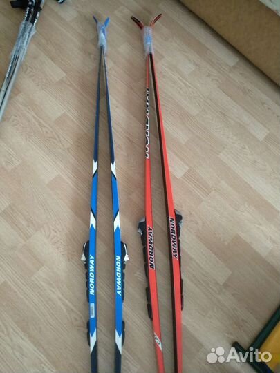 Беговые лыжи комплект