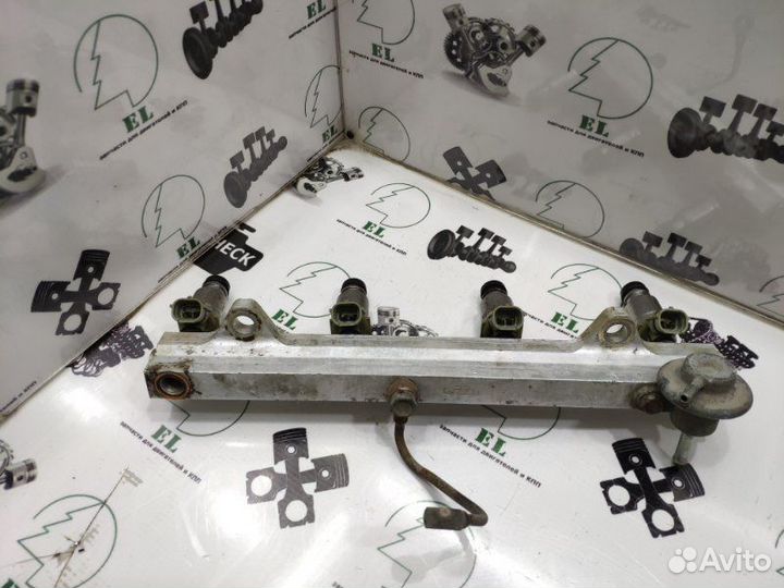 Форсунка топливная рейка в сборе Toyota 4A-FE