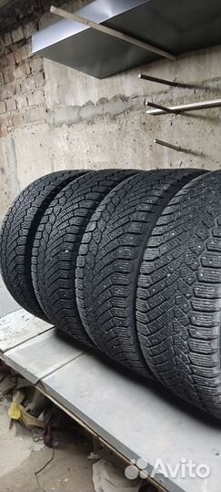 Gislaved Nord Frost 200 235/45 R18