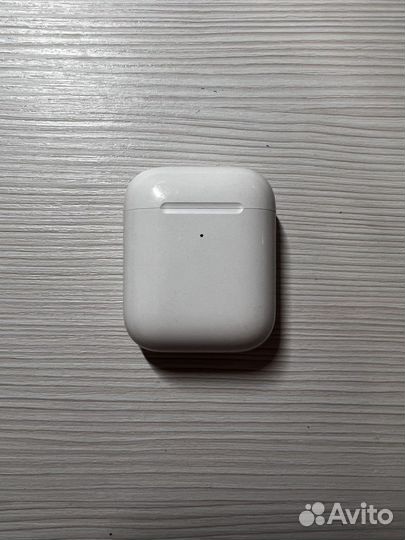 Беспроводные наушники apple airpods 1