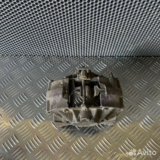 Суппорт тормозной задний правый Mercedes-Benz S-кл