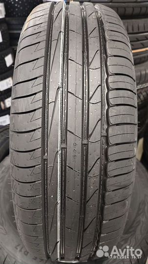 Nokian Tyres Hakka Blue 3 SUV 235/65 R17 108H