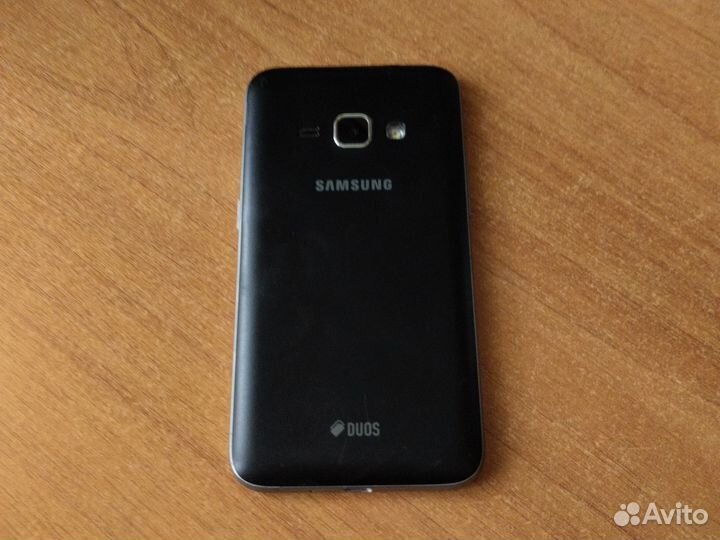 Samsung Galaxy A6, 4/32 ГБ