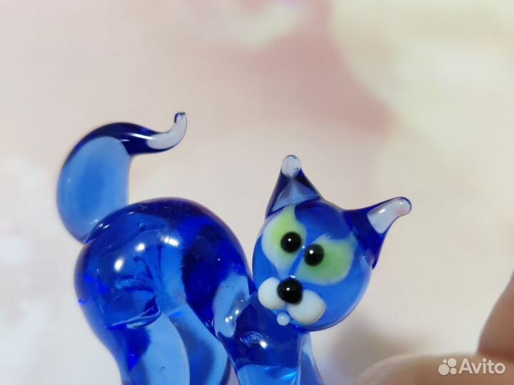 Стеклянная фигурка мини синий кот