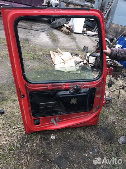 Левая дверь volvo FH12
