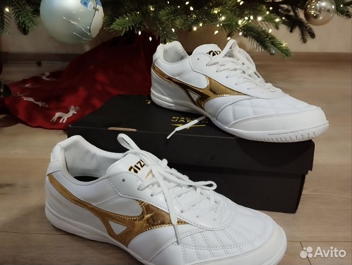 Футзалки новые 42 размер