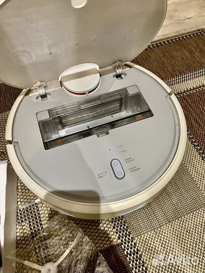 Робот-пылесос Xiaomi Mi Robot Vacuum