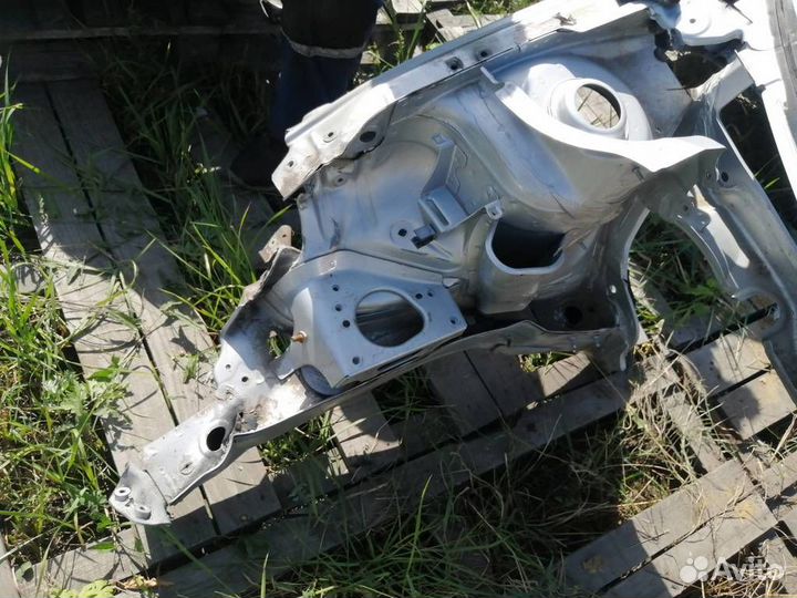 Лонжерон (четверть) передний правый Skoda Rapid 2