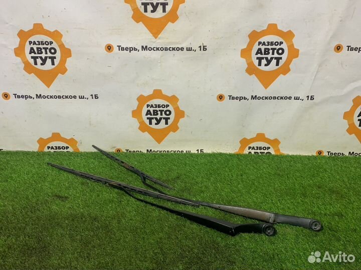 Поводки дворников LADA granta