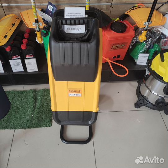 Садовый измельчитель новый