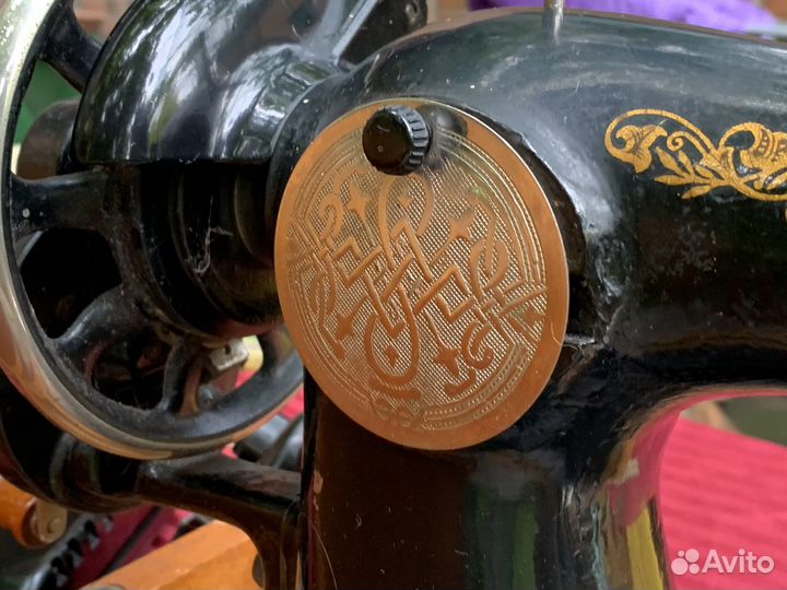 Швейная машина Подольск с электроприводом