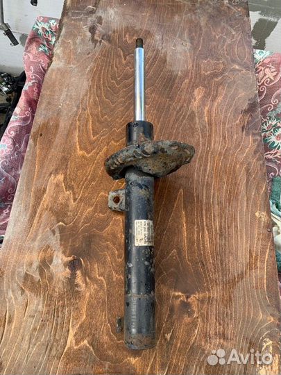 Амортизатор подвески Skoda Octavia лифтбек 1.6