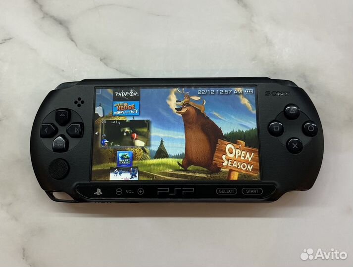 Sony PSP e 1008 прошитая + 120 игр