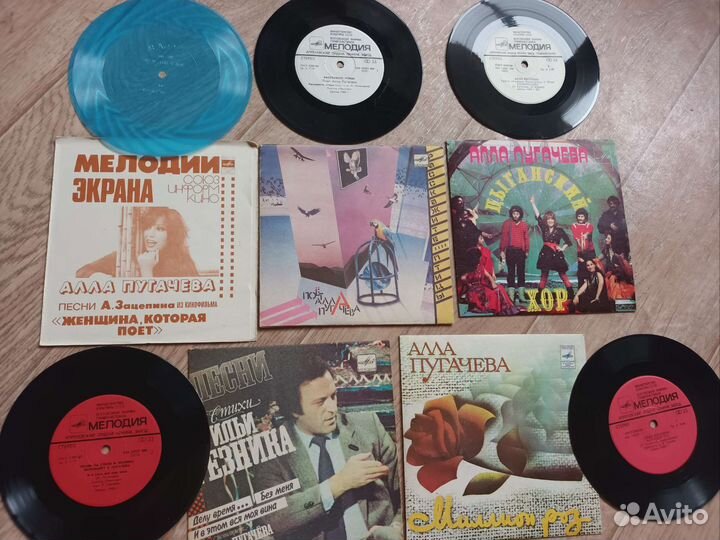 Виниловые пластинки и гибкие грампластинки