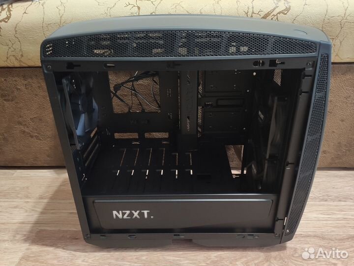 Корпус nzxt Manta Matte Window Black (CA-mantw-M1)