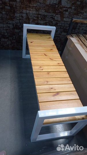 Скамейка садовая