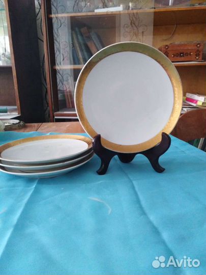 Десертные тарелки лфз