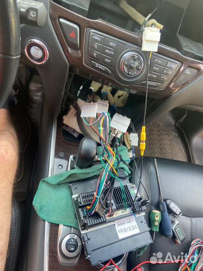 Магнитола в стиле tesla Nissan pathfinder r52 l