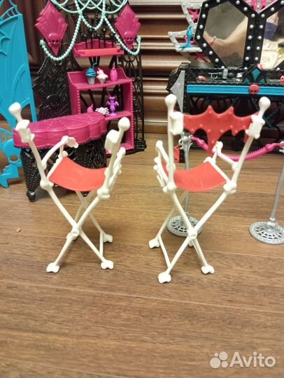 Гримерная Монстр Хай