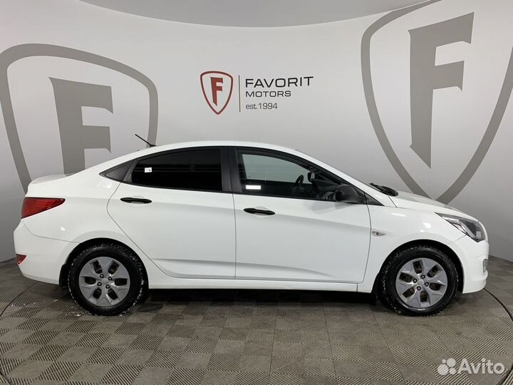 Hyundai Solaris 1.4 AT, 2015, 105 950 км