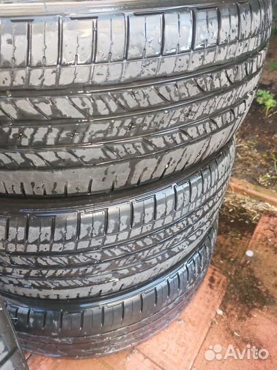 Bridgestone Dueler H/P 215/60 R17 96H