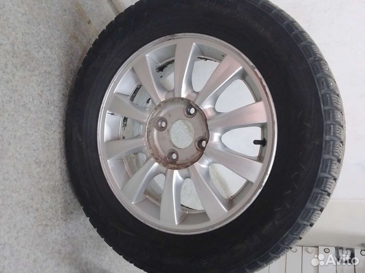 Диски с резиной зима r16/215/60.4/114.3