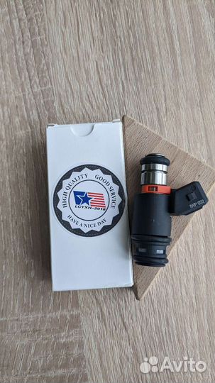 Форсунка топливная VW AET 021906031D Т4 2.5 бензин