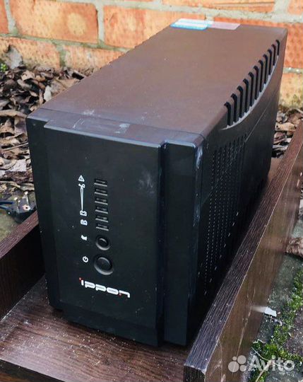 Ибп ippon Smart Power PRO 1400