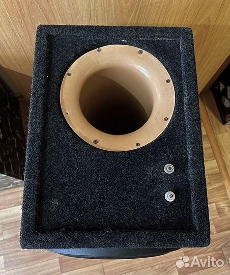 Сабвуфер Gorilla Bass E12